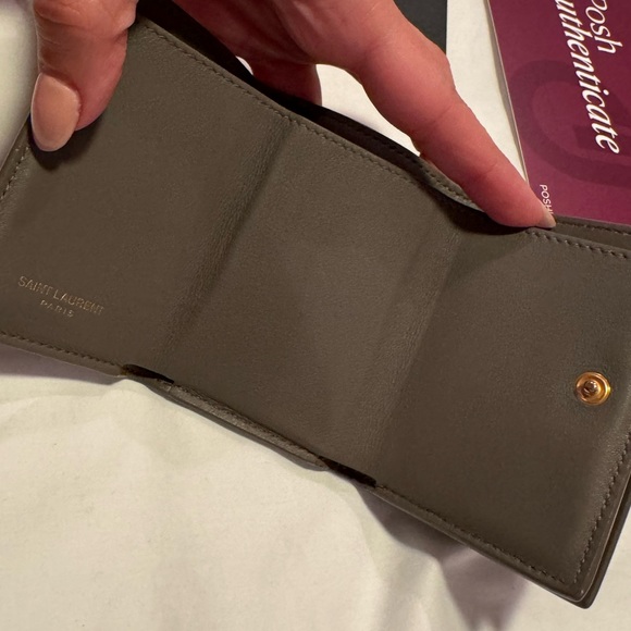 ⭐️AUTHENTIC YSL Mini Trifold Wallet - Picture 12 of 17